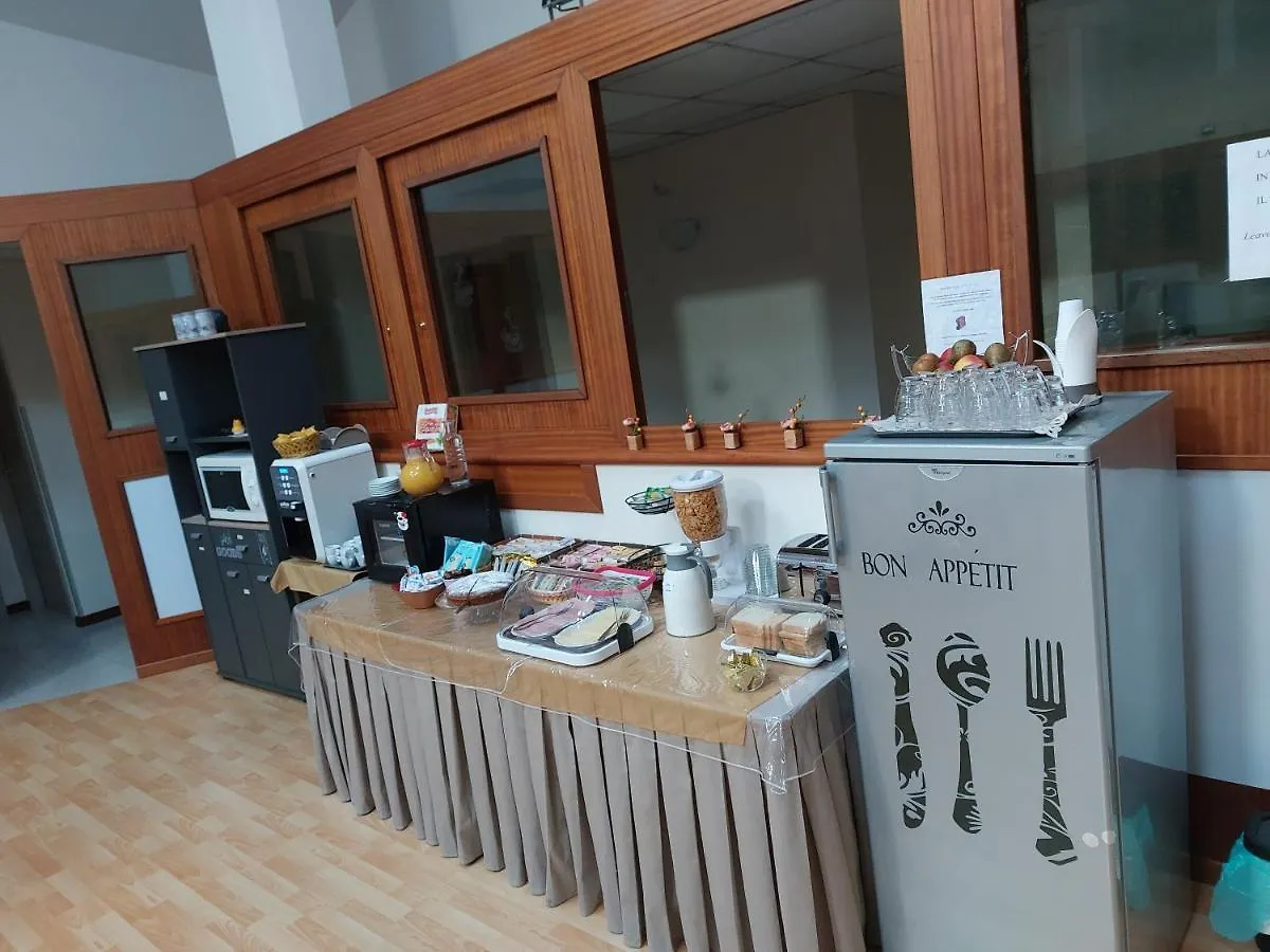 Cristal Lake Affittacamere Ispra Bed & Breakfast